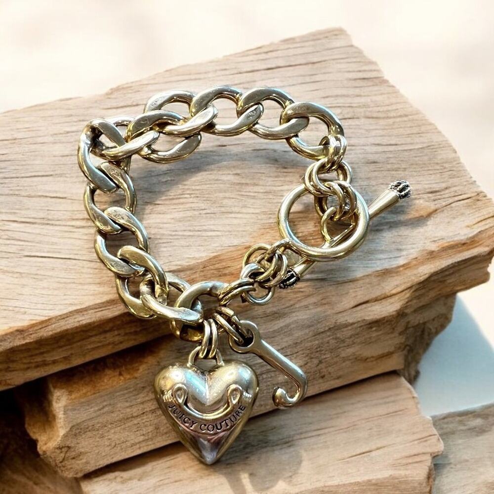 Juicy Couture VTG Heart Charm Bracelet Gold Tone Chunky Chain Toggle Clasp 7.5"